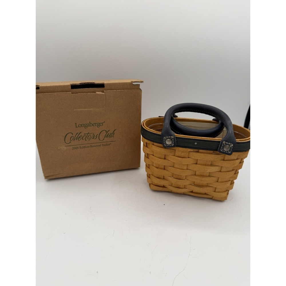 Longaberger Collectors Club 2005 Renewal Basket 🧺🌿 – NIB – Includes Protector